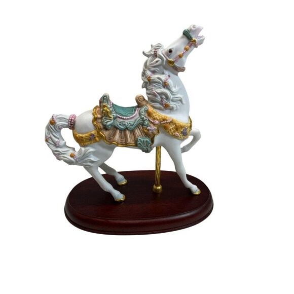 NEW LENOX The Seaside Horse Fine Porcelain Figurine 24K Gold Trim 1993 White - Picture 1 of 11
